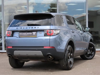 Used Land Rover Discovery Sport 2019 for sale - 79423097: Photo