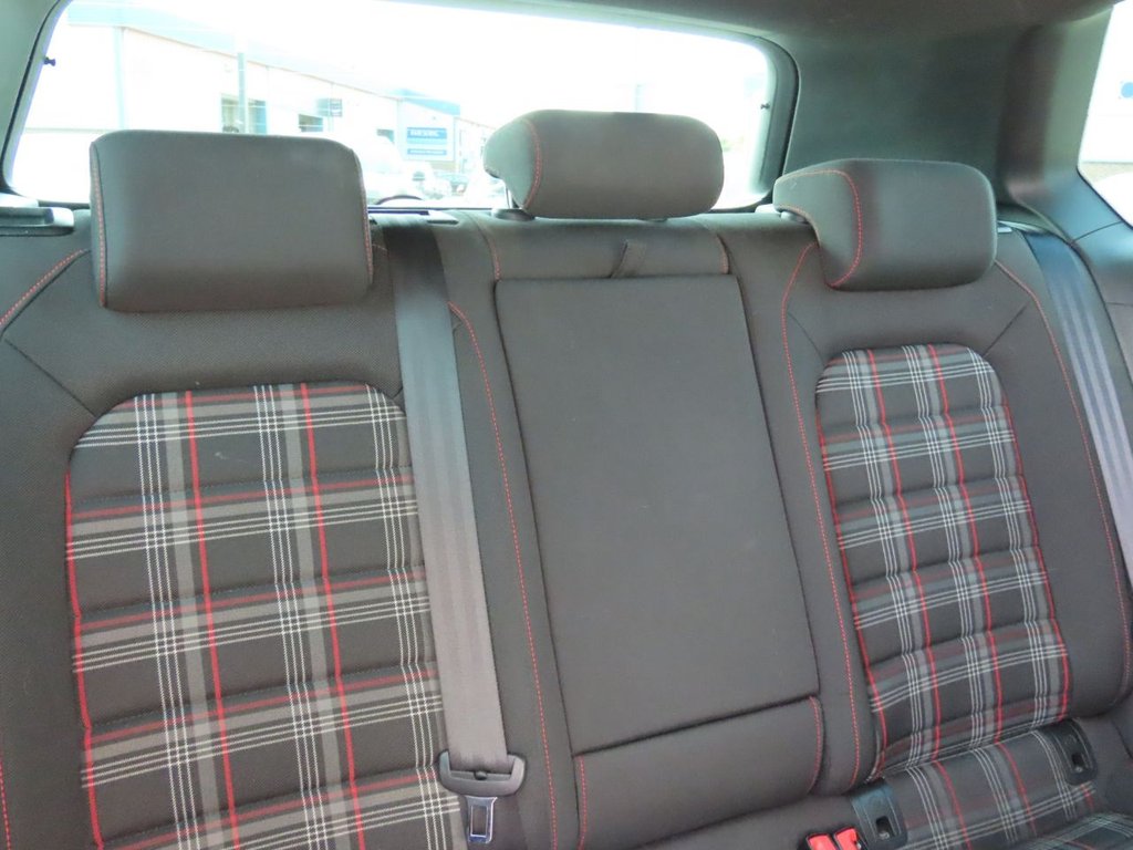 Used Volkswagen Golf 2014 for sale - 76009655: Photo 8