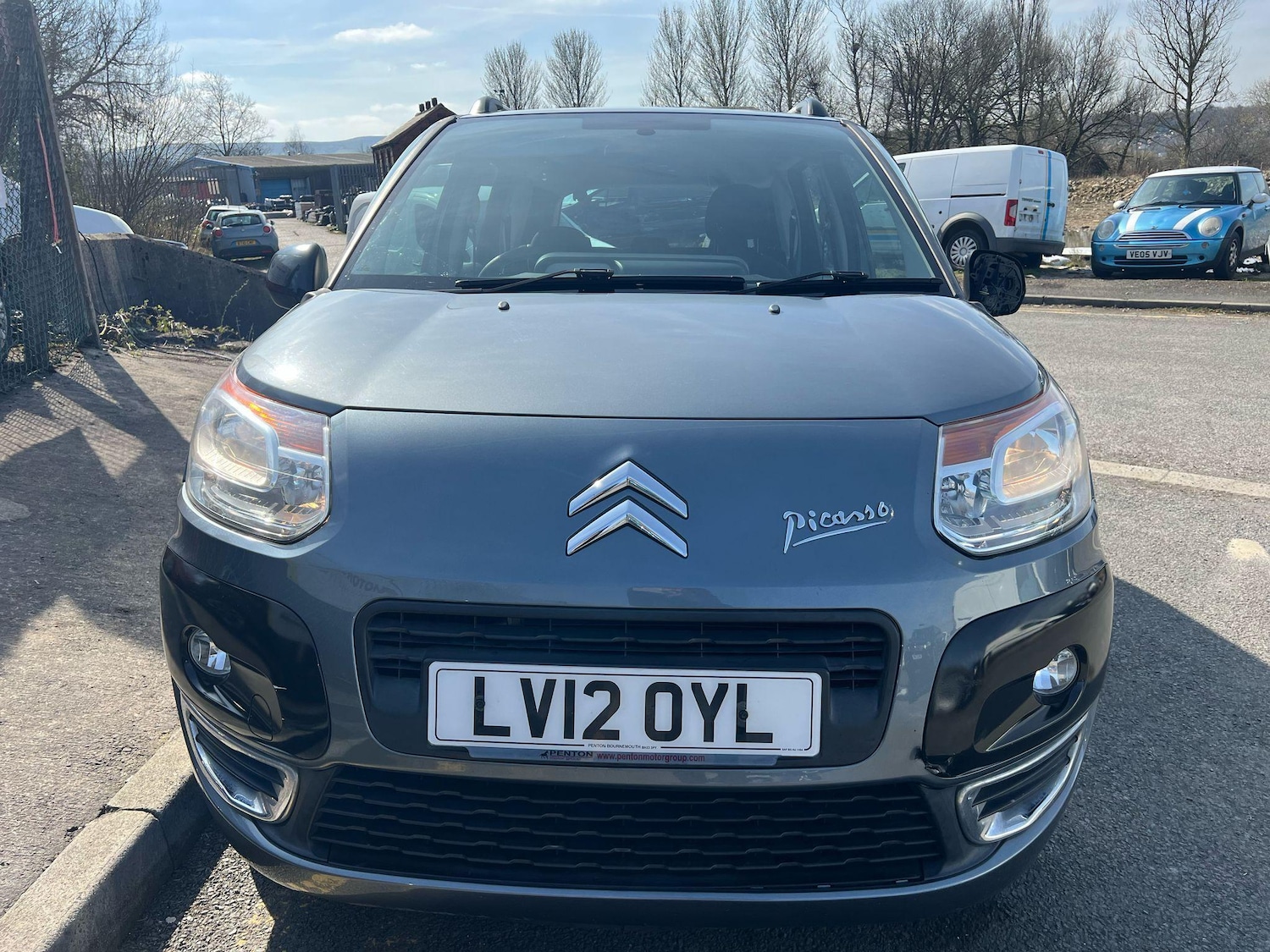 Used Citroen C3 Picasso 2012 for sale - 76824512: Photo 2
