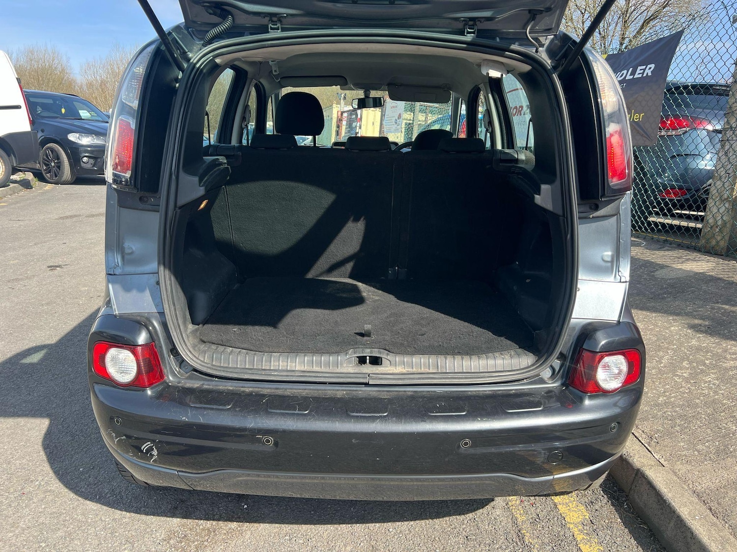 Used Citroen C3 Picasso 2012 for sale - 76824512: Photo 22