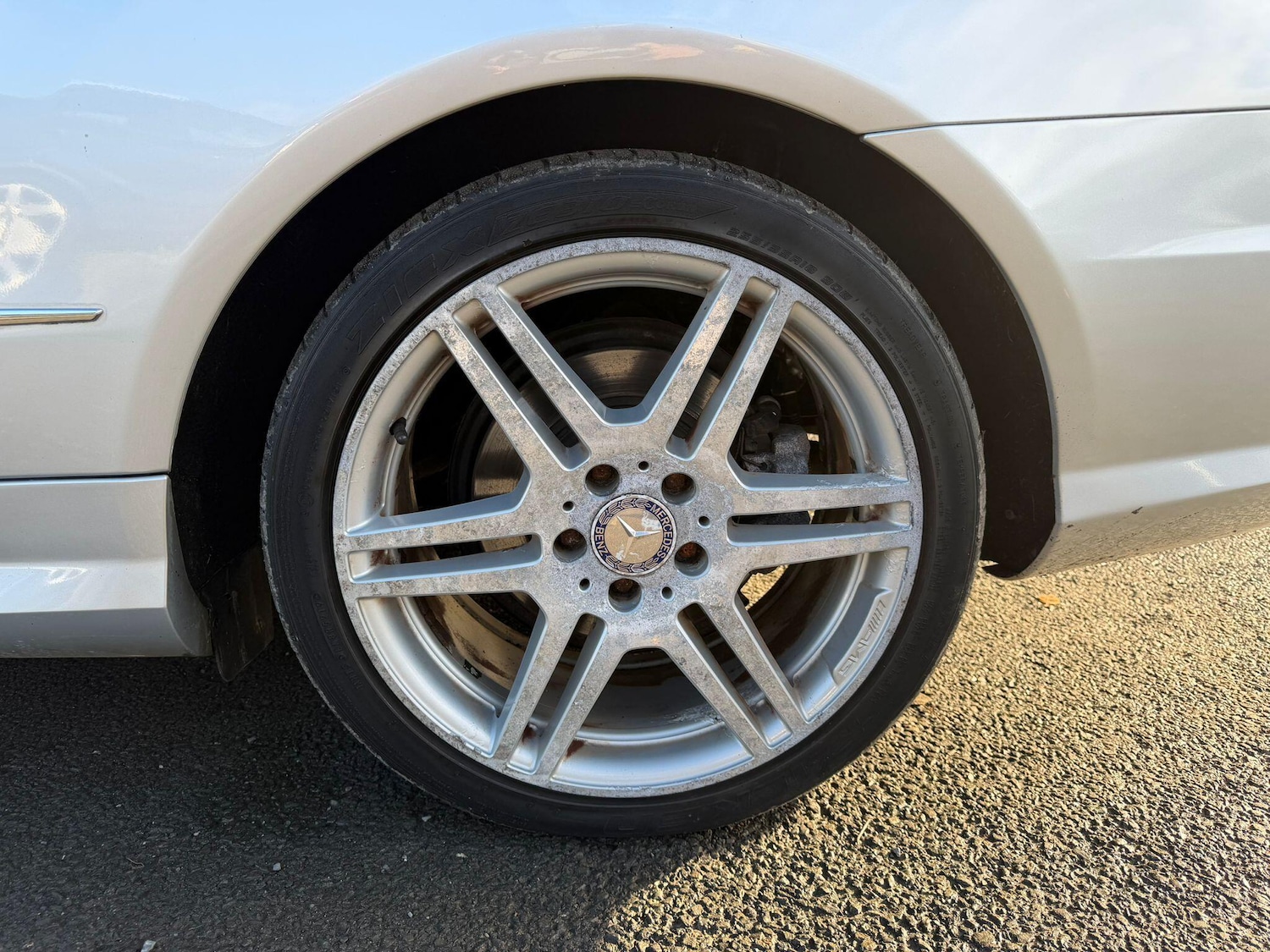 Used Mercedes-Benz E Class 2011 for sale - 76850421: Photo 19