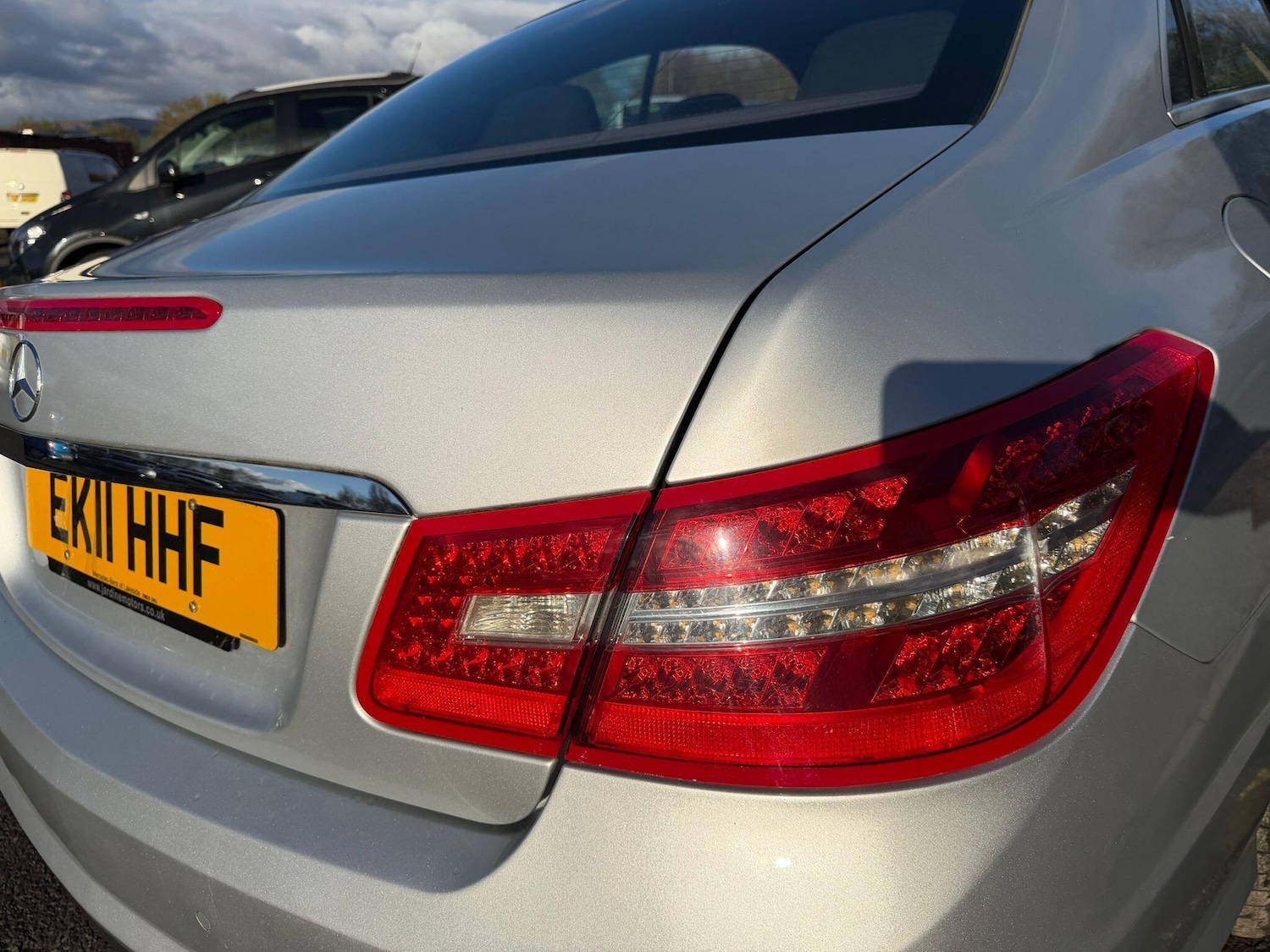 Used Mercedes-Benz E Class 2011 for sale - 76850421: Photo 26