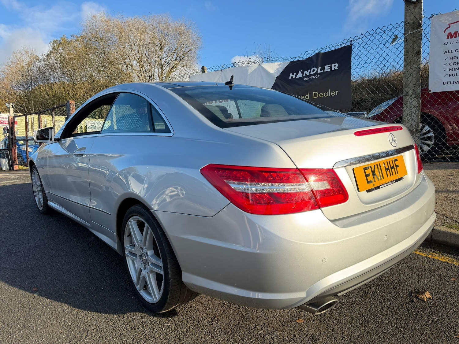 Used Mercedes-Benz E Class 2011 for sale - 76850421: Photo 6