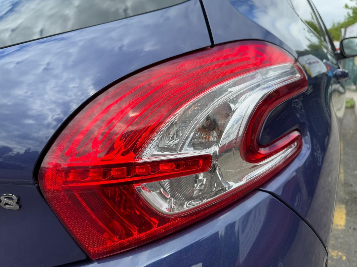 Used Peugeot 208 2014 for sale - 77130898: Photo 20