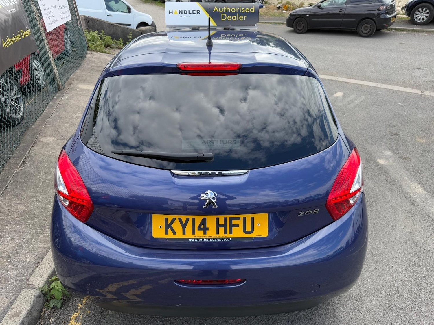 Used Peugeot 208 2014 for sale - 77130898: Photo 7
