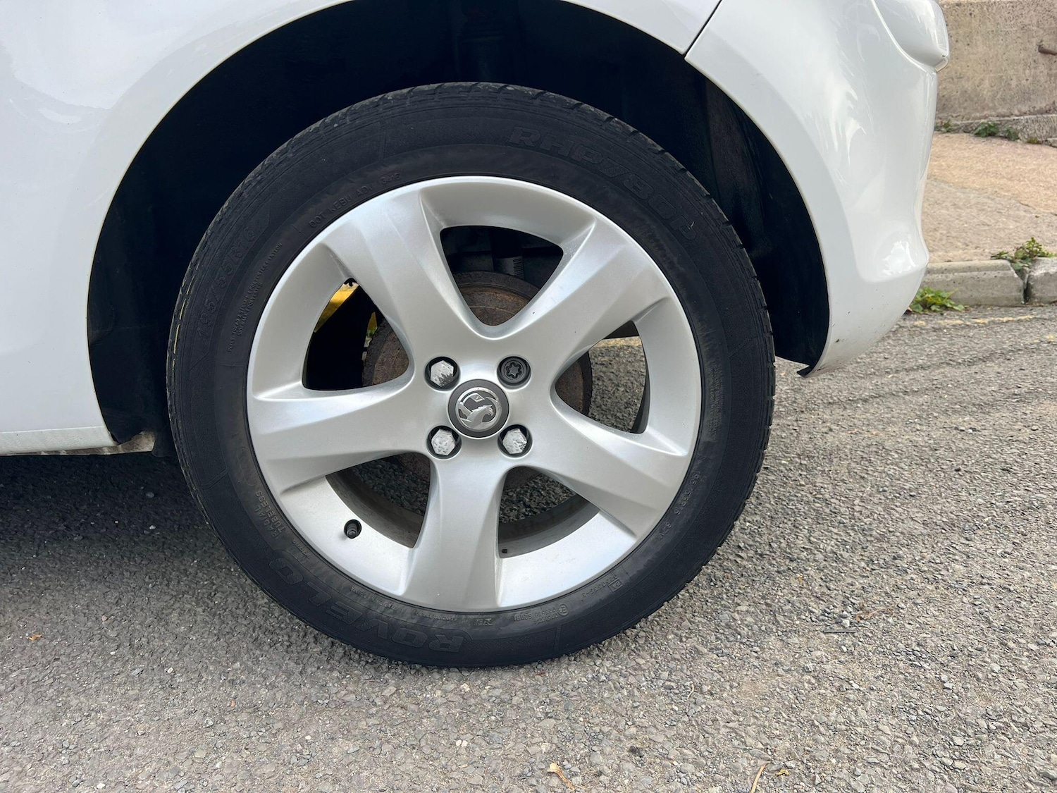 Used Vauxhall Corsa 2013 for sale - 76823879: Photo 16