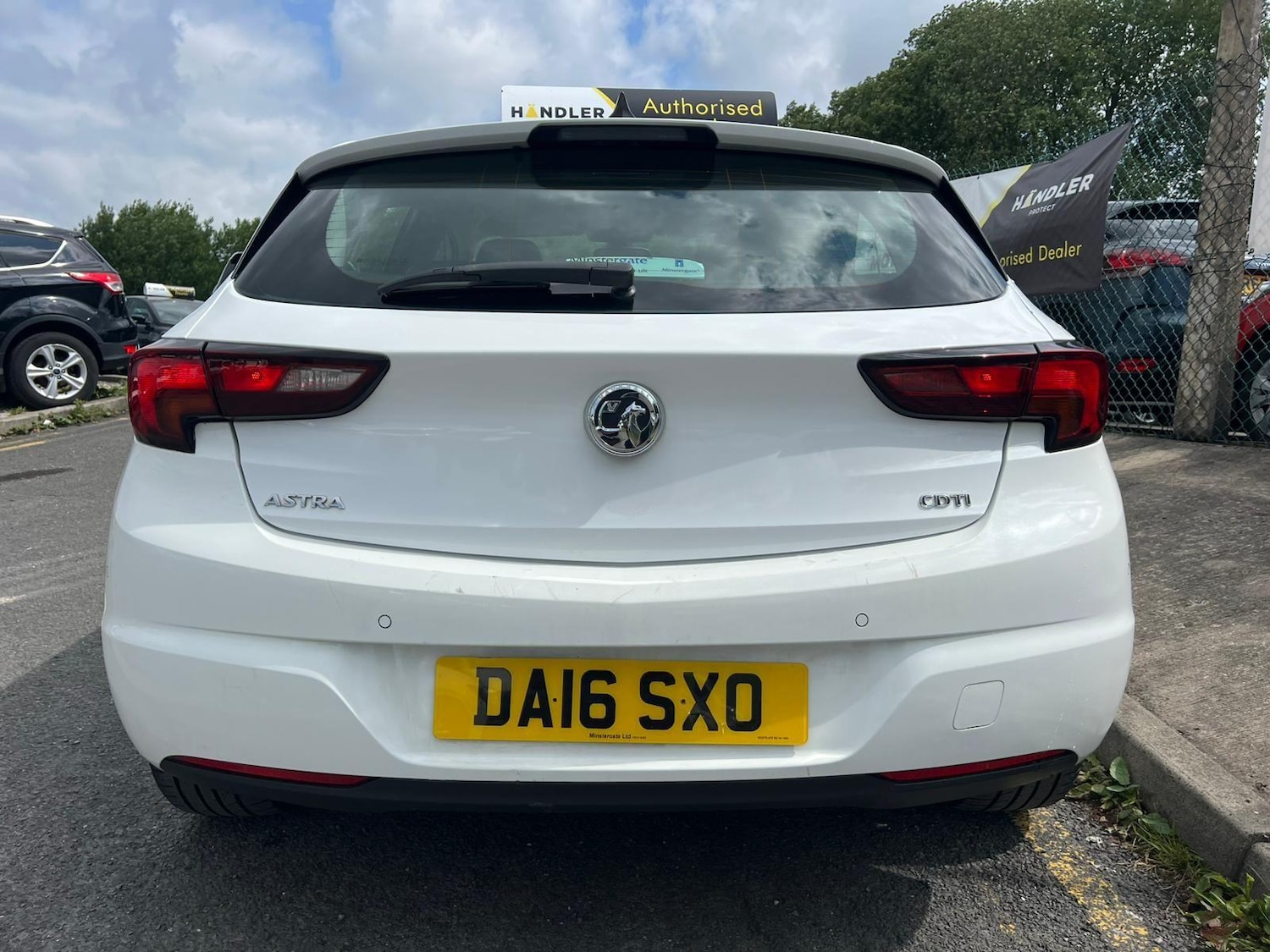 Used Vauxhall Astra for sale - 76824964: Photo 7