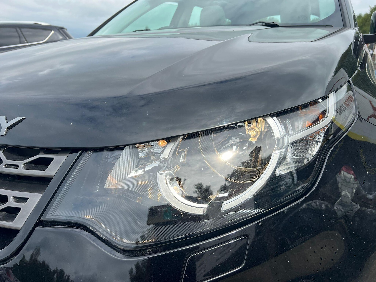 Used Land Rover Discovery Sport 2017 for sale - 76825228: Photo 32