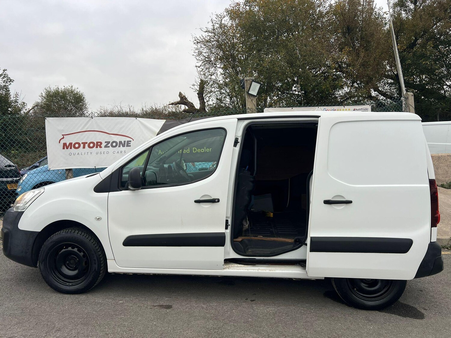 Used Peugeot Partner 2017 for sale - 76743227: Photo 11