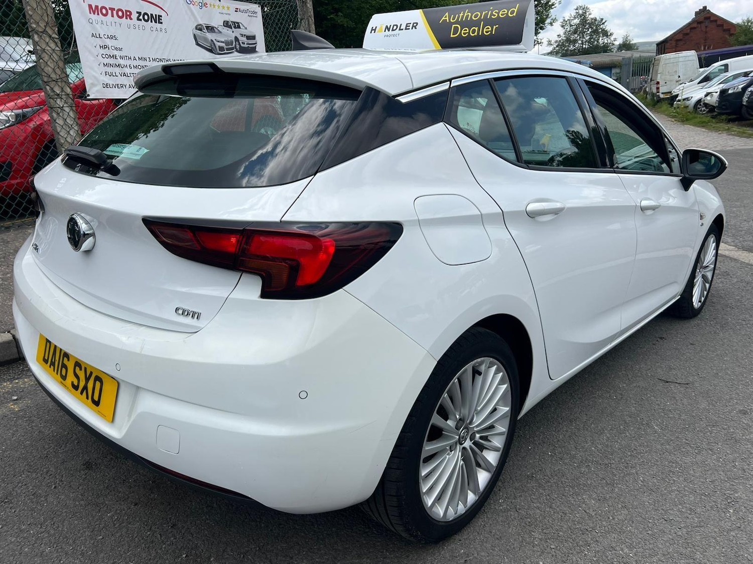 Used Vauxhall Astra for sale - 76743422: Photo 9