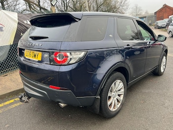 Used Land Rover Discovery Sport 2016 for sale - 77799090: Photo