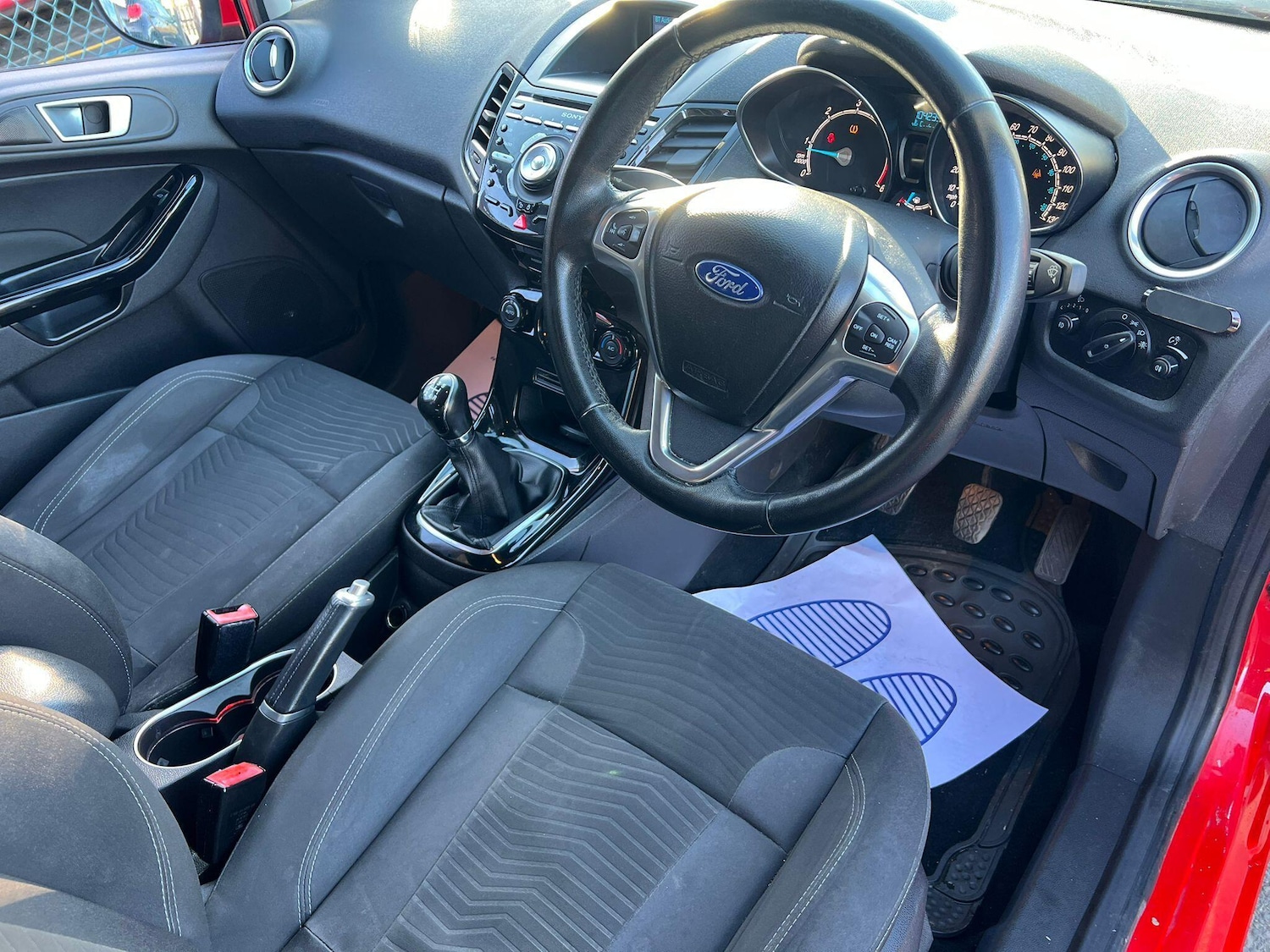 Used Ford Fiesta 2015 for sale - 76743119: Photo 14