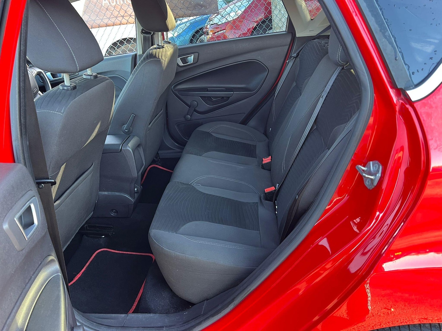 Used Ford Fiesta 2015 for sale - 76743119: Photo 15