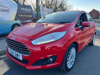 Used Ford Fiesta 2015 for sale - 76743119: Photo