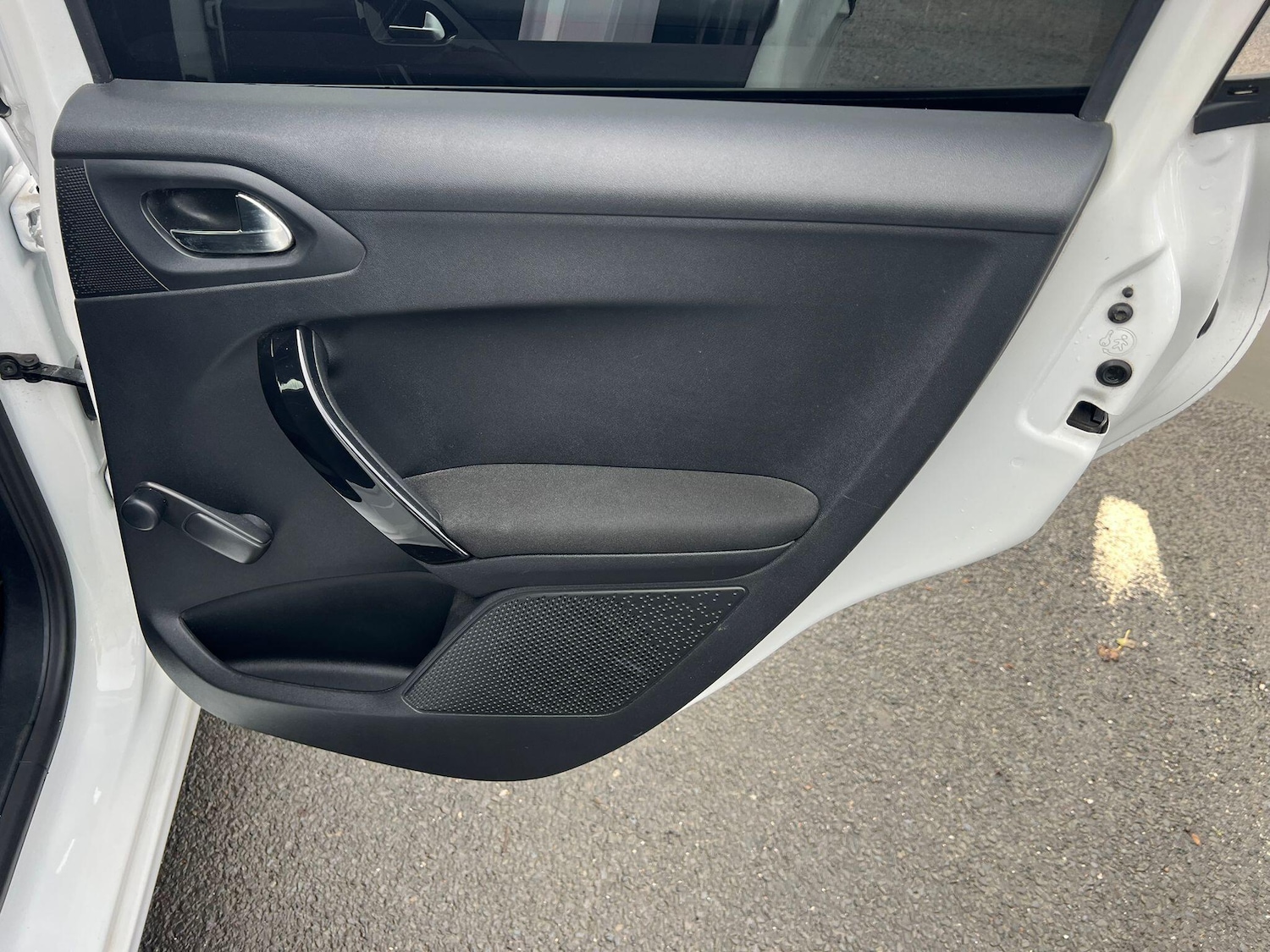 Used Peugeot 208 2016 for sale - 76824992: Photo 16