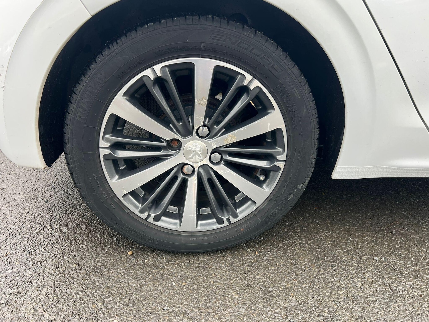 Used Peugeot 208 2016 for sale - 76824992: Photo 20