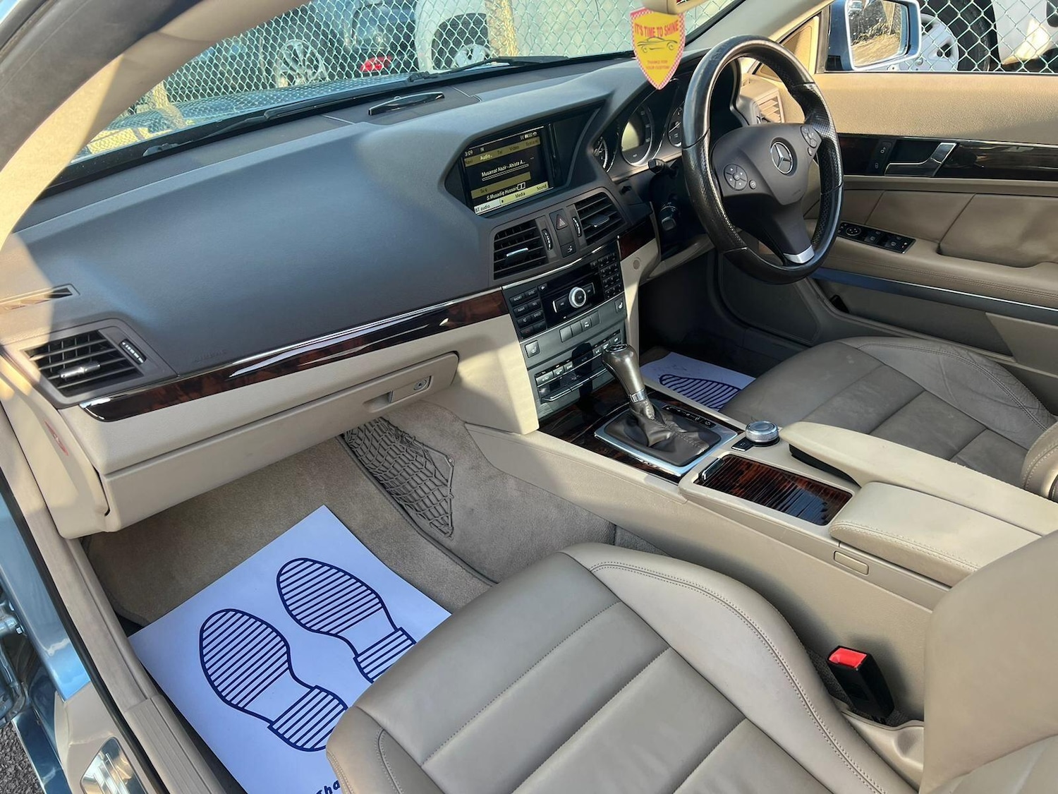 Used Mercedes-Benz E Class 2011 for sale - 76742560: Photo 12