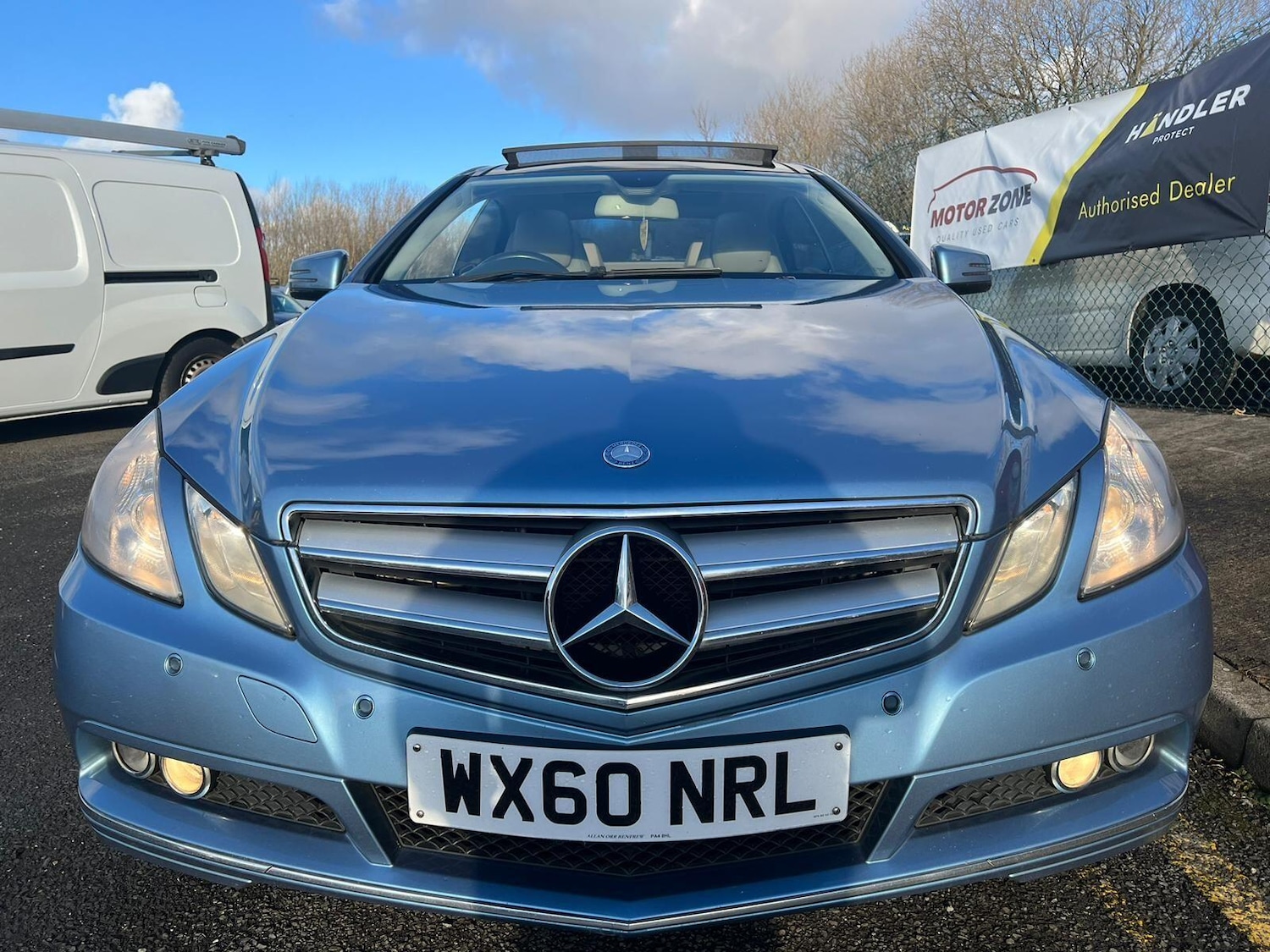 Used Mercedes-Benz E Class 2011 for sale - 76742560: Photo 7