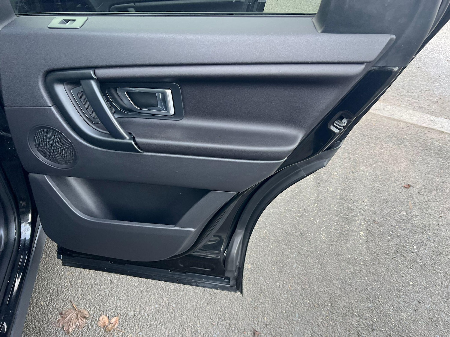 Used Land Rover Discovery Sport for sale - 77242282: Photo 18