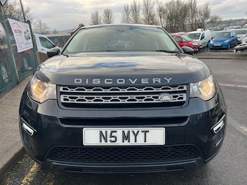 Used Land Rover Discovery Sport 2017 for sale - 77242282: Photo