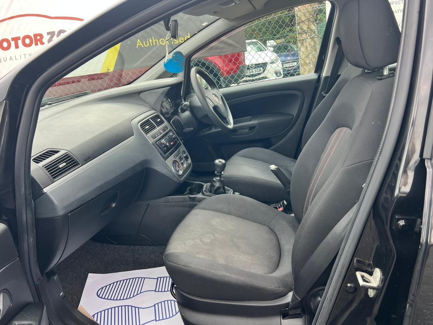 Used Fiat Punto 2012 for sale - 76743435: Photo 23