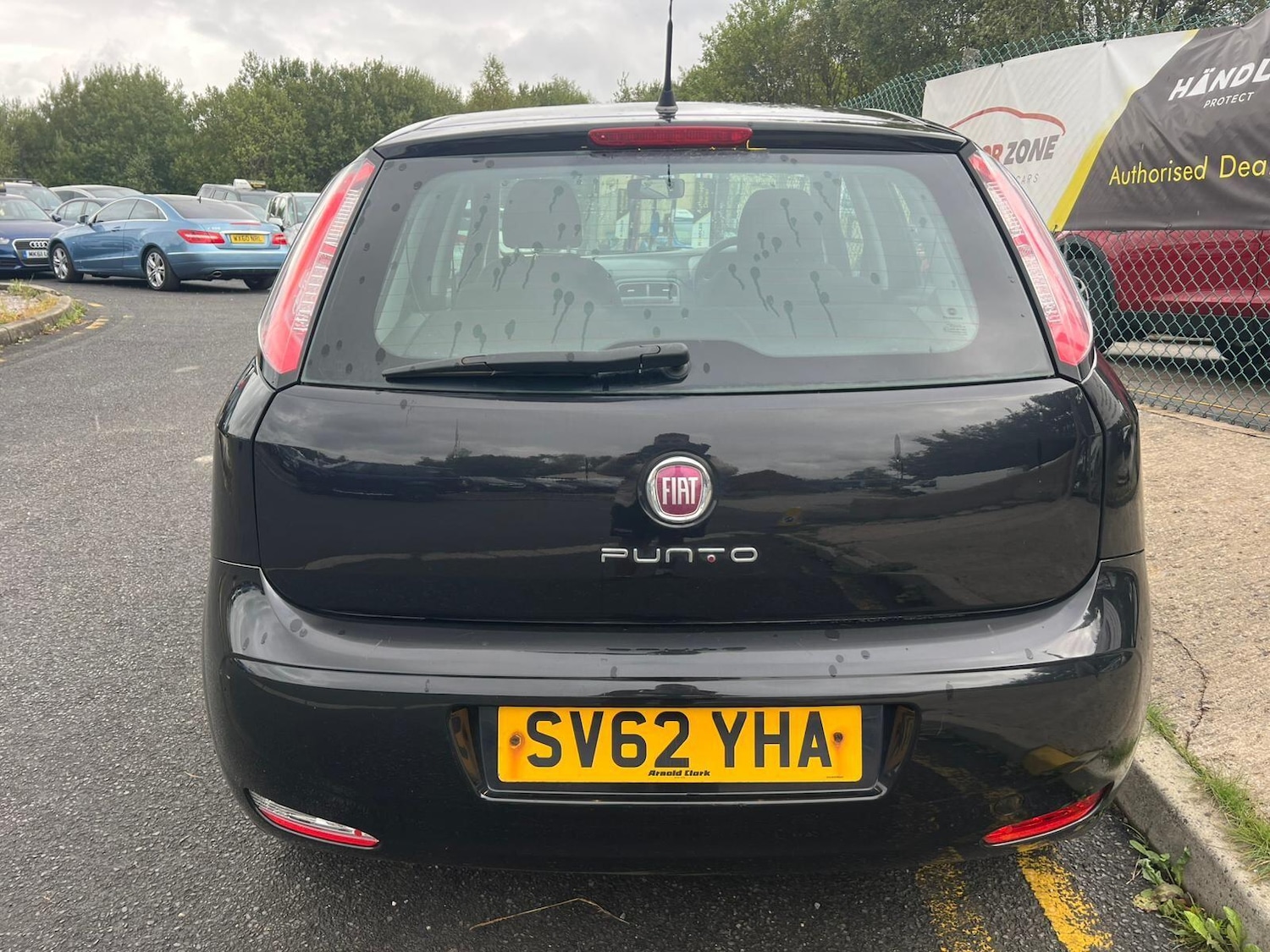 Used Fiat Punto 2012 for sale - 76743435: Photo 8