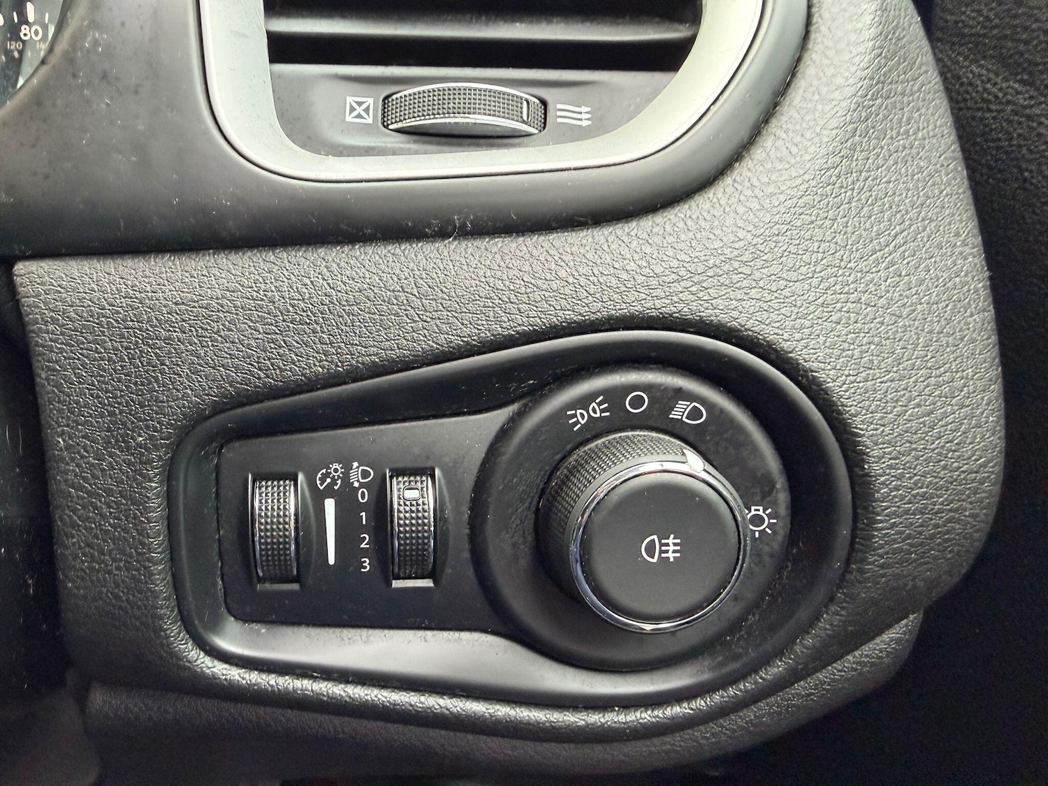 Used Jeep Renegade 2016 for sale - 76855795: Photo 17