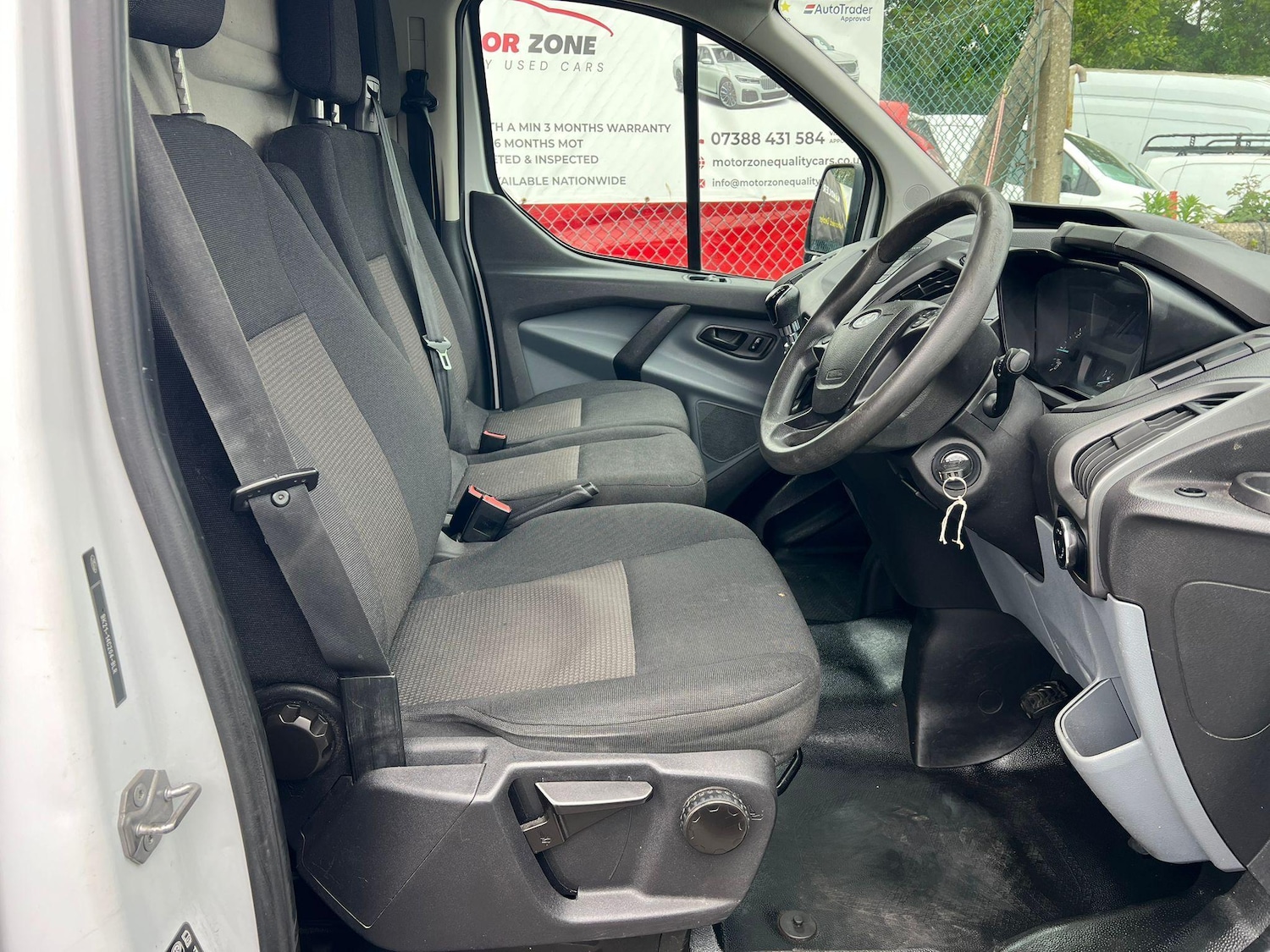 Used Ford Transit Custom 2015 for sale - 76743429: Photo 10