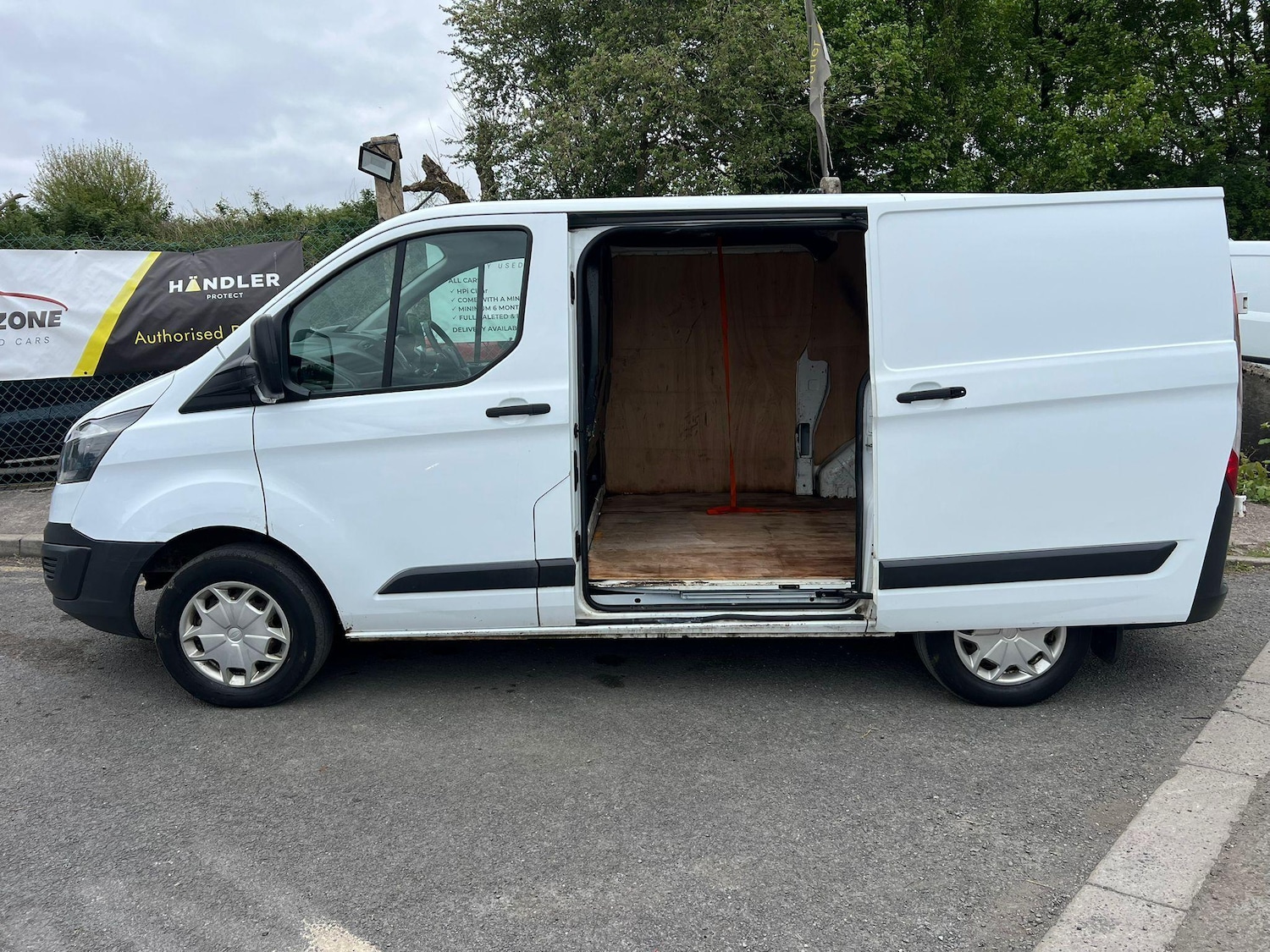 Used Ford Transit Custom 2015 for sale - 76855704: Photo 4