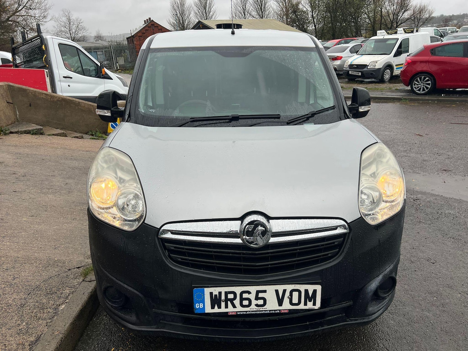 Used Vauxhall Combo 2015 for sale - 76825051: Photo 1