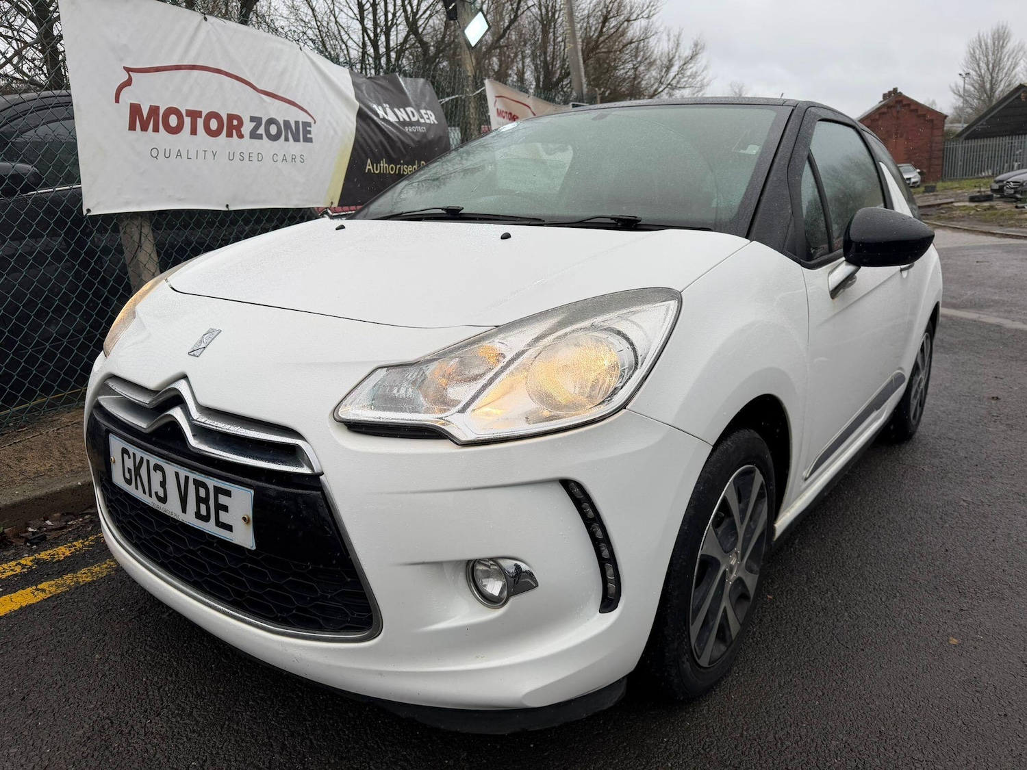 Used Citroen DS3 2013 for sale - 76850131: Photo 3