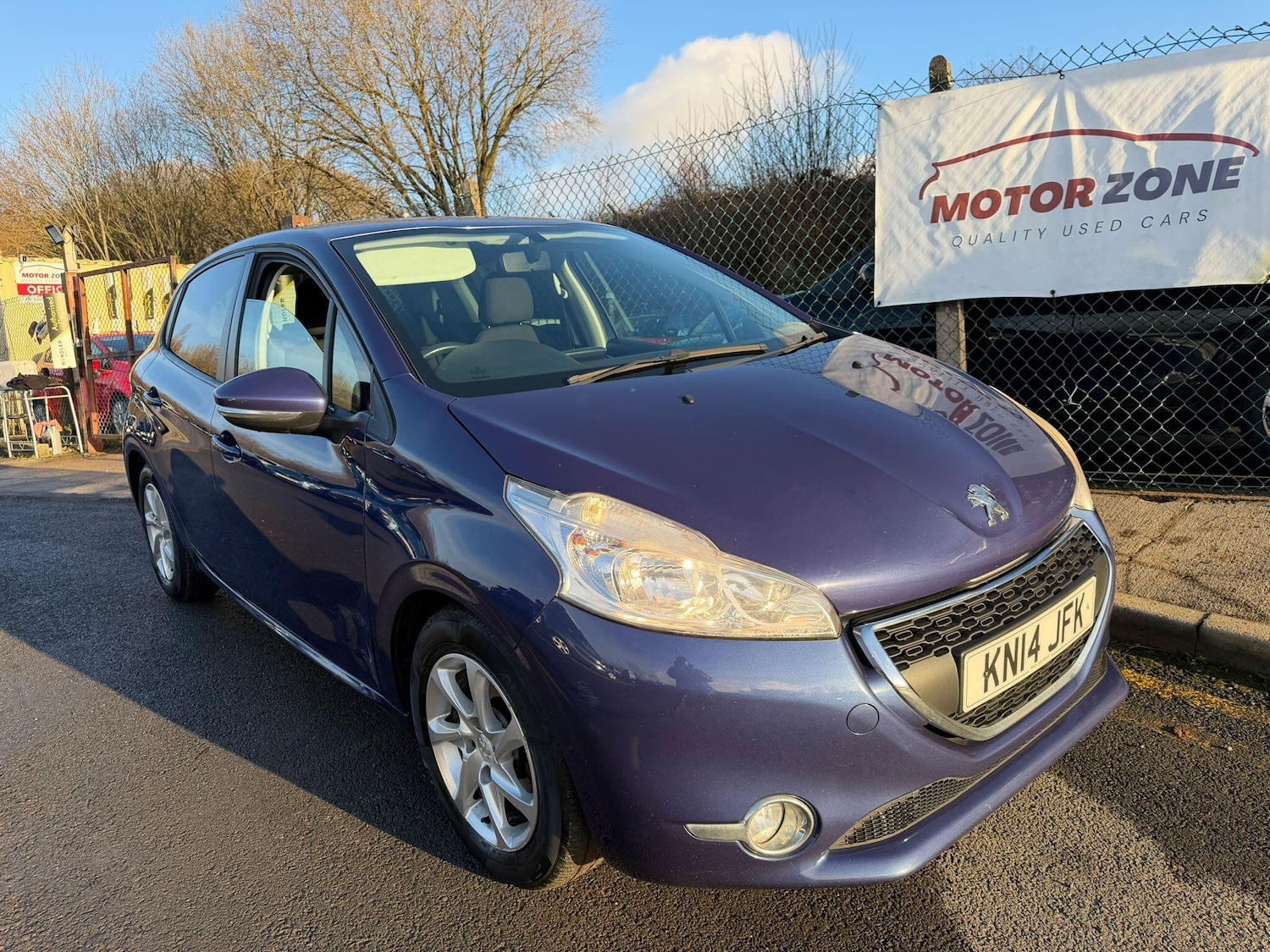 Used Peugeot 208 2014 for sale - 76936339: Photo 1