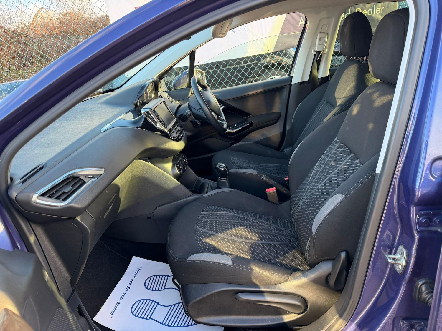 Used Peugeot 208 2014 for sale - 76936339: Photo 13