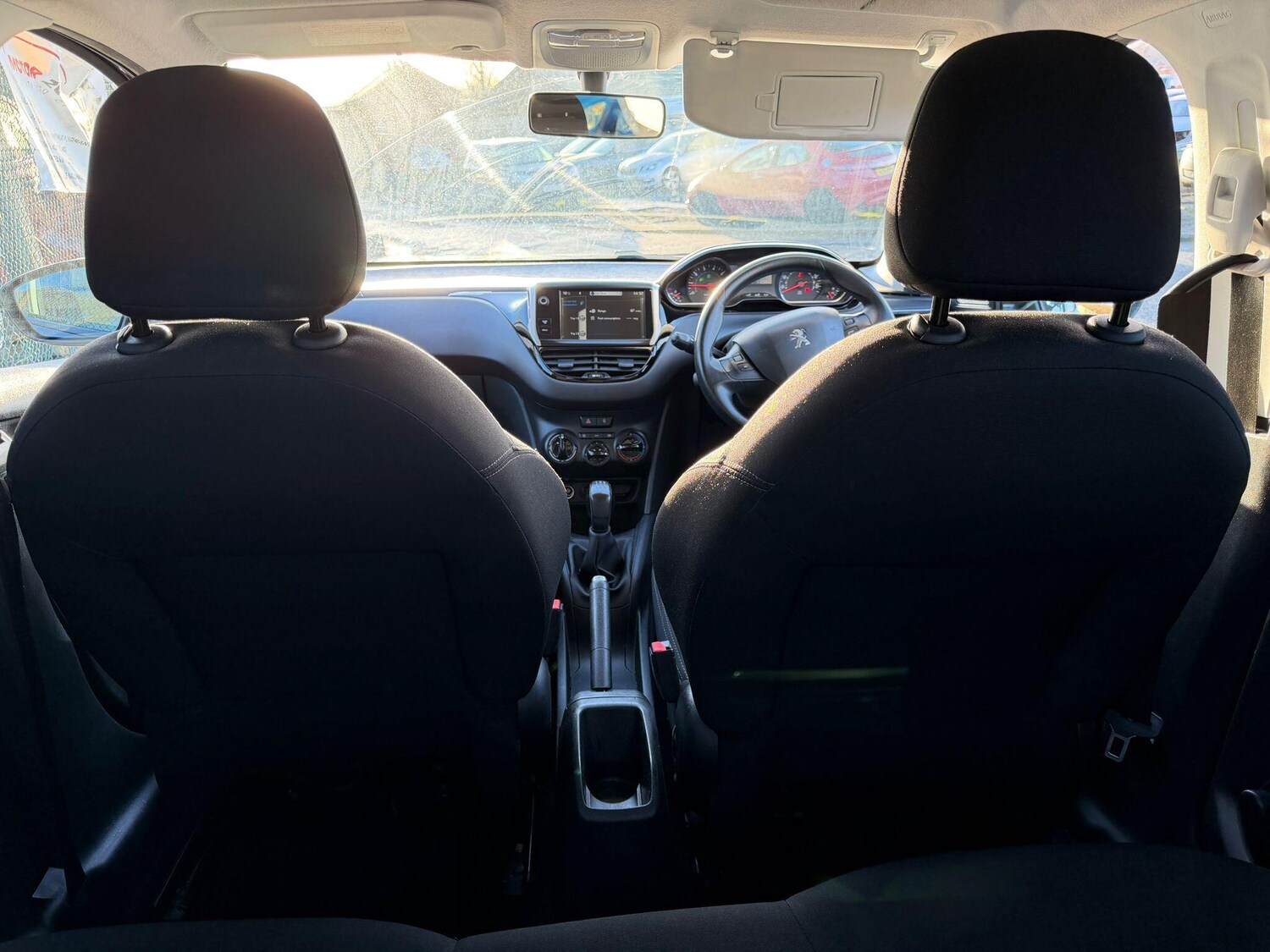 Used Peugeot 208 2014 for sale - 76936339: Photo 18