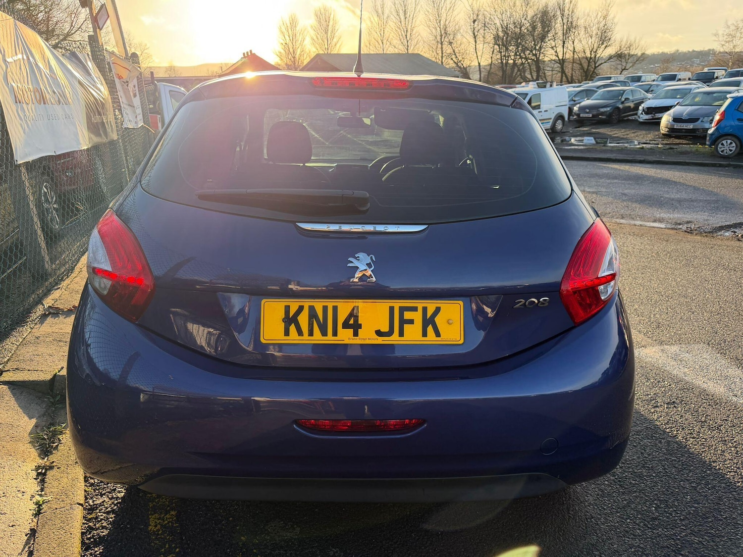 Used Peugeot 208 2014 for sale - 76936339: Photo 9