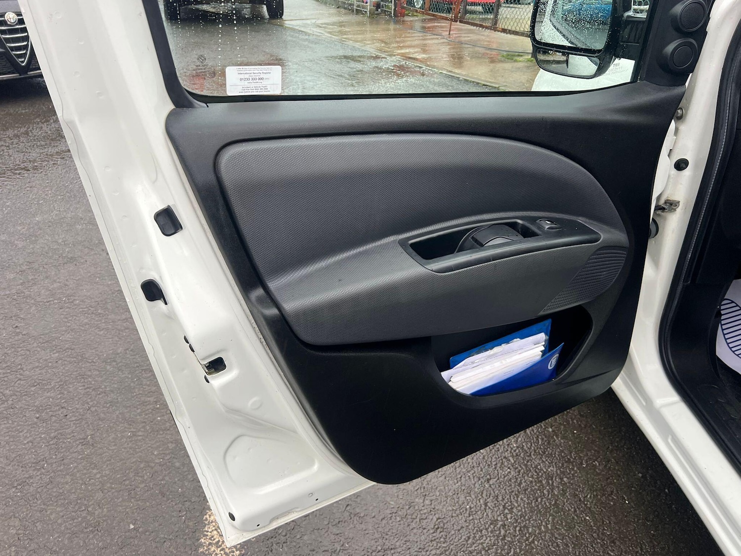 Used Fiat Doblo 2015 for sale - 76997910: Photo 21