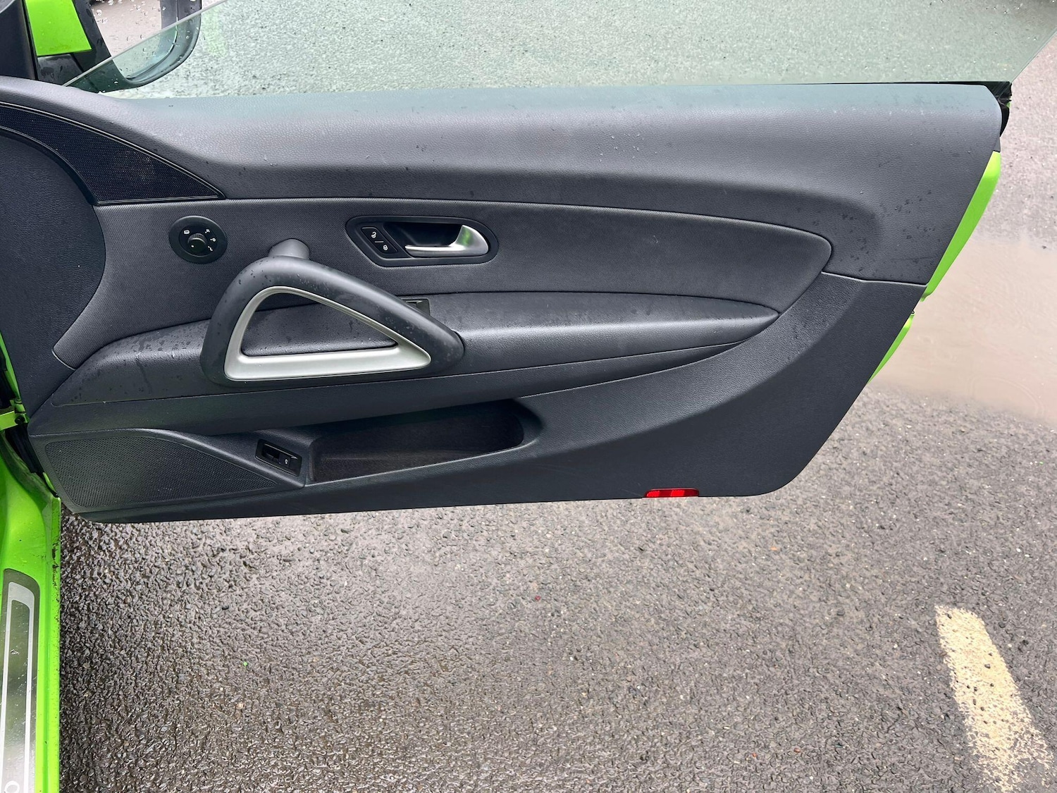 Used Volkswagen Scirocco 2011 for sale - 77853625: Photo 12