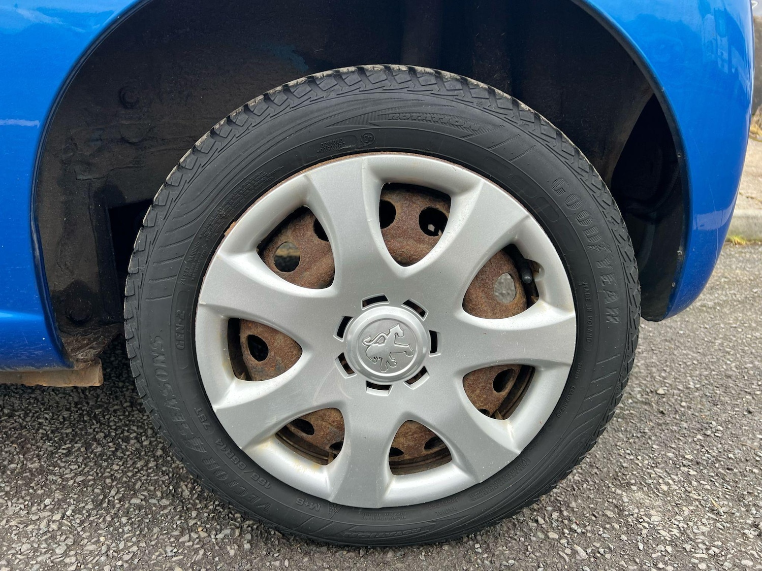 Used Peugeot 107 2012 for sale - 76824501: Photo 16