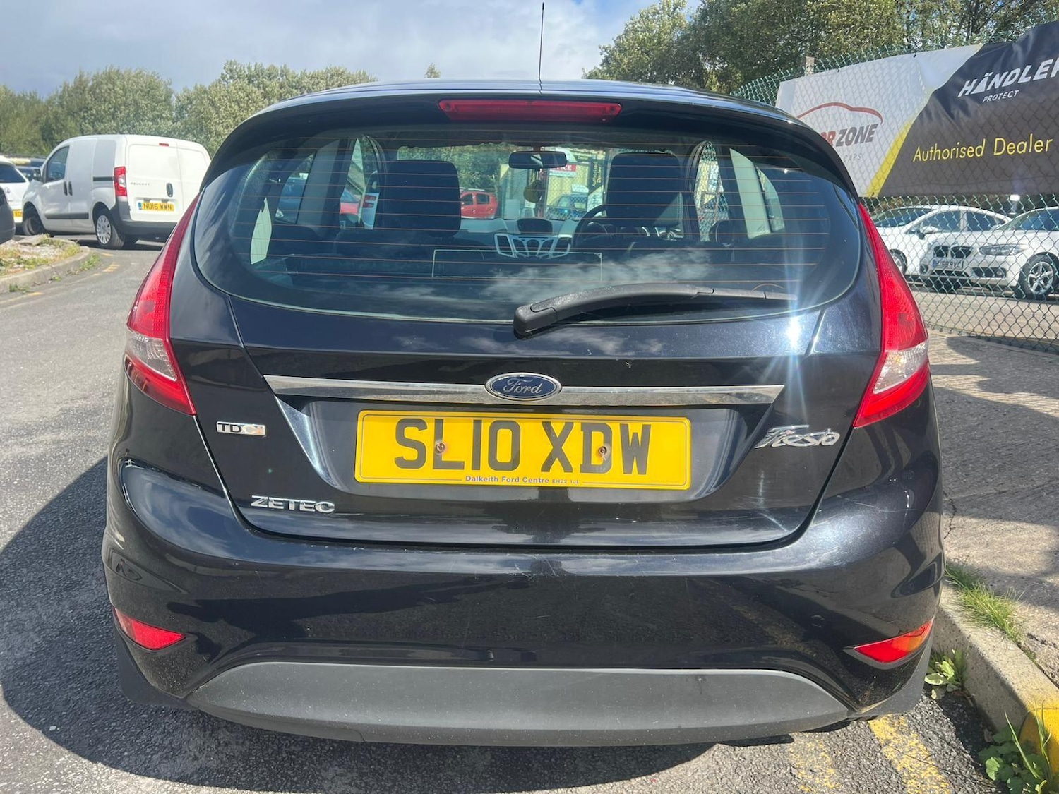 Used Ford Fiesta 2010 for sale - 76823552: Photo 9