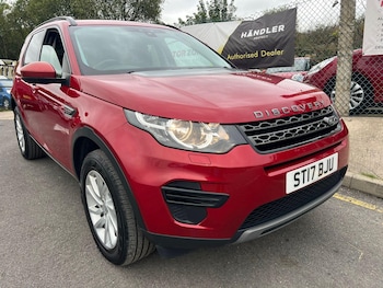 Used Land Rover Discovery Sport 2017 for sale - 76824056: Photo
