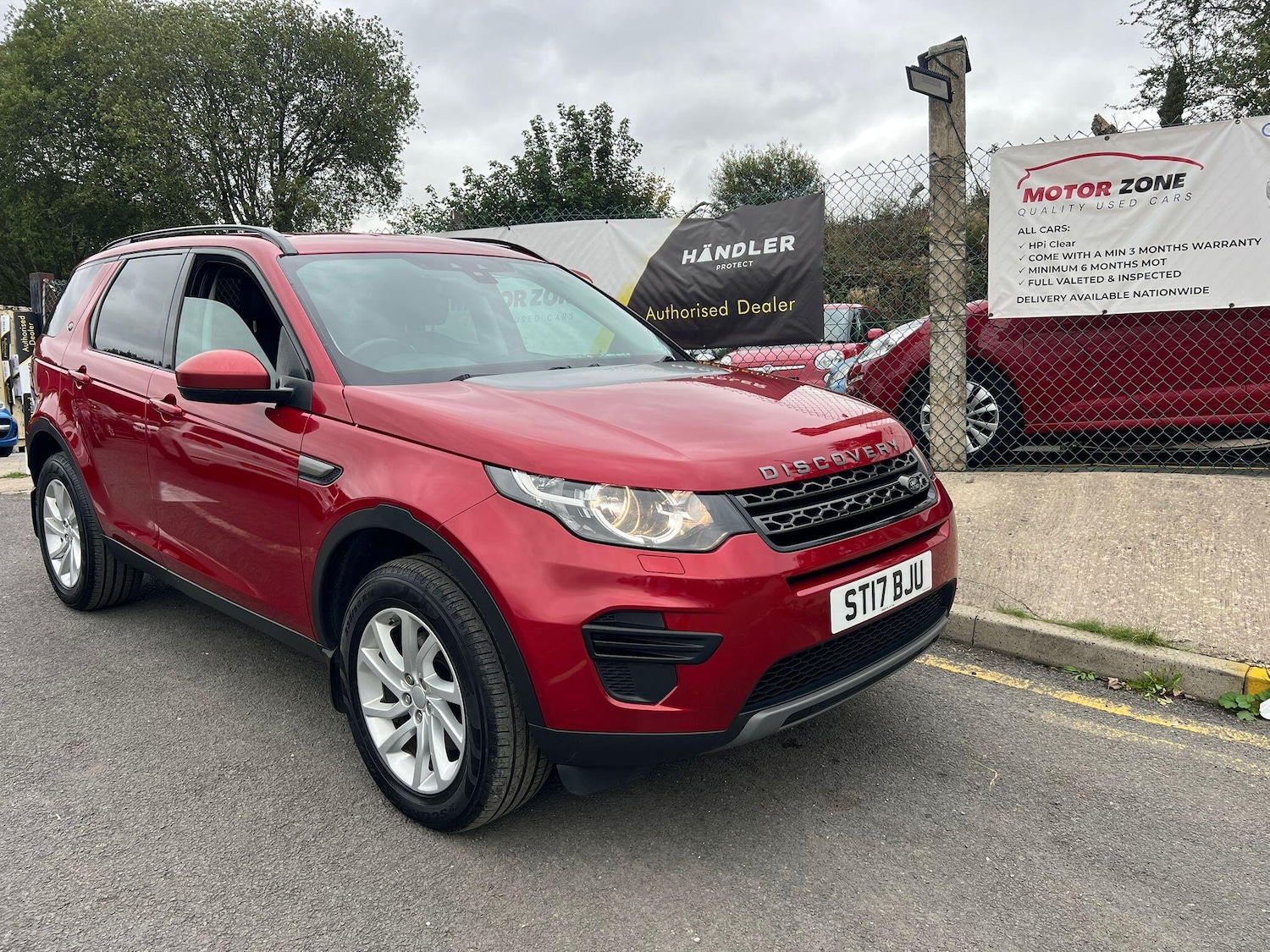 Used Land Rover Discovery Sport for sale - 76824056: Photo 4