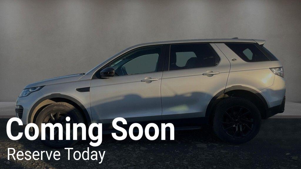 Used Land Rover Discovery Sport 2017 for sale - 76926867: Photo 2