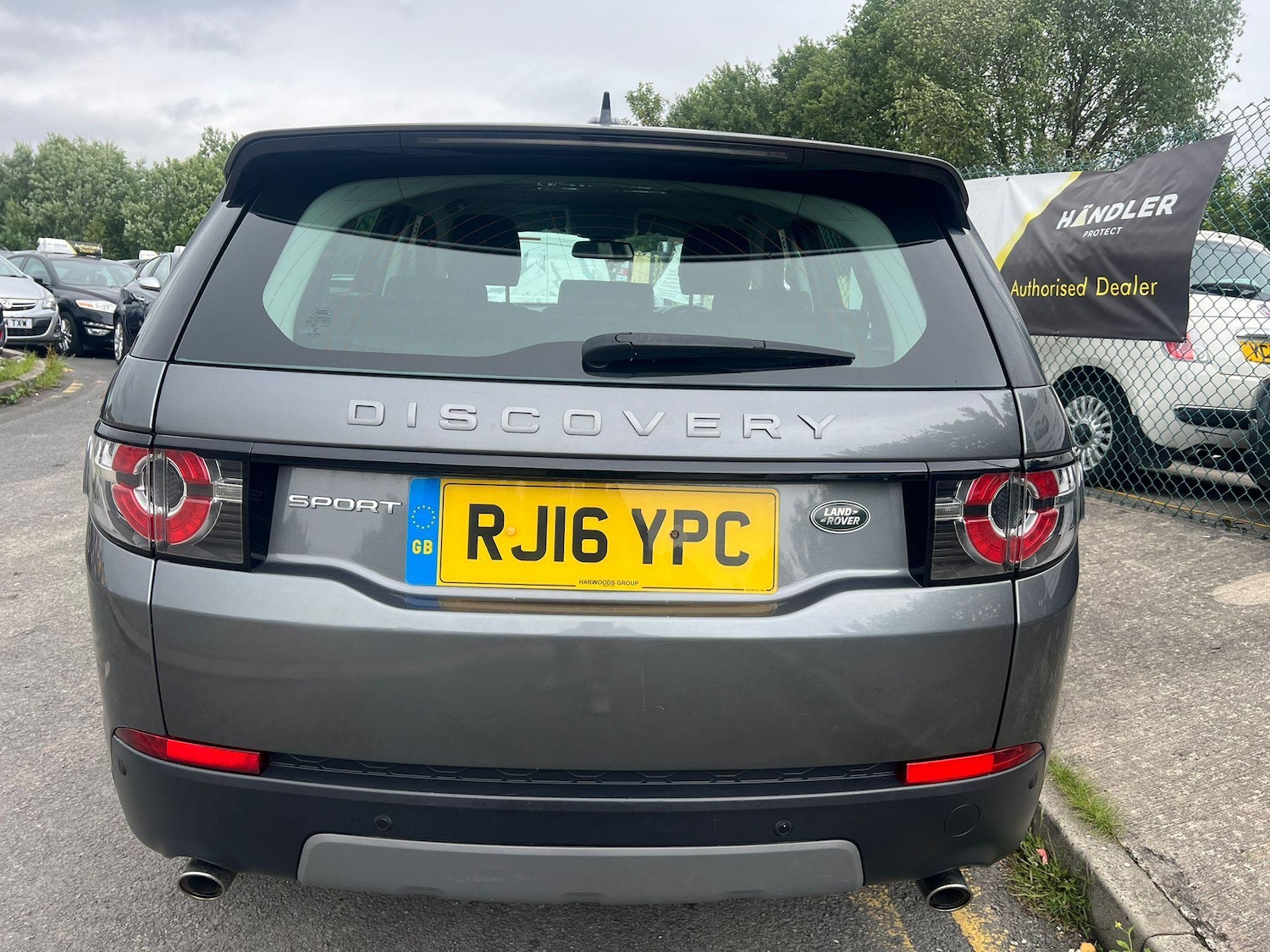 Used Land Rover Discovery Sport 2016 for sale - 76825076: Photo 12