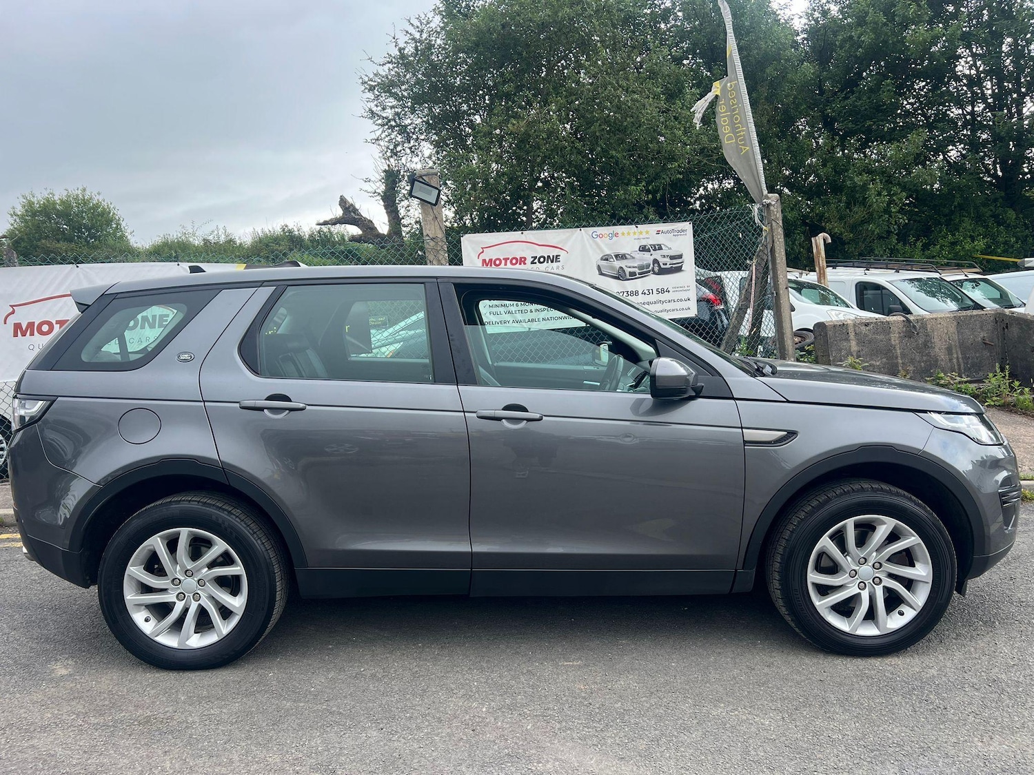 Used Land Rover Discovery Sport 2016 for sale - 76825076: Photo 6