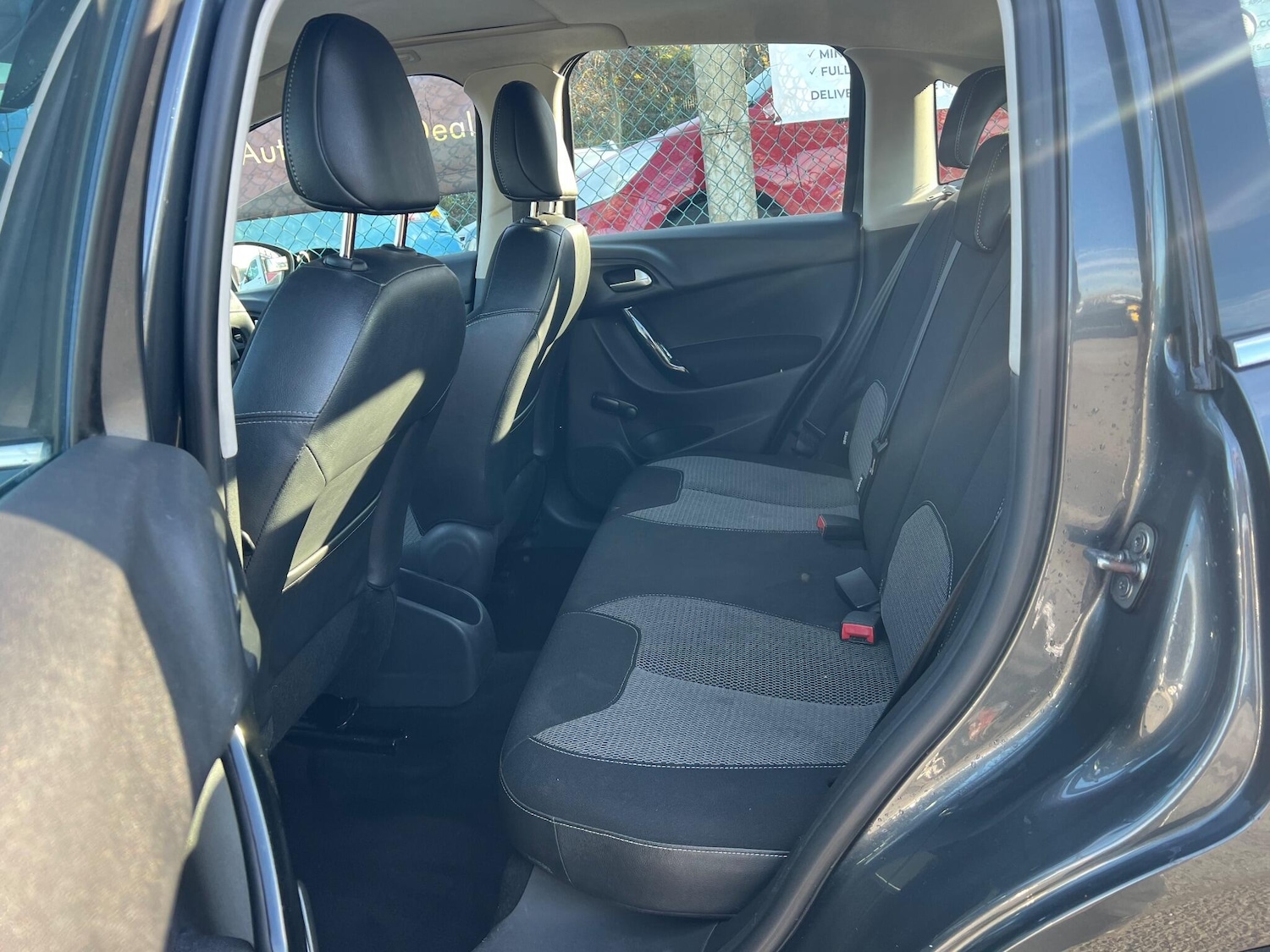 Used Citroen C3 2014 for sale - 76743100: Photo 11