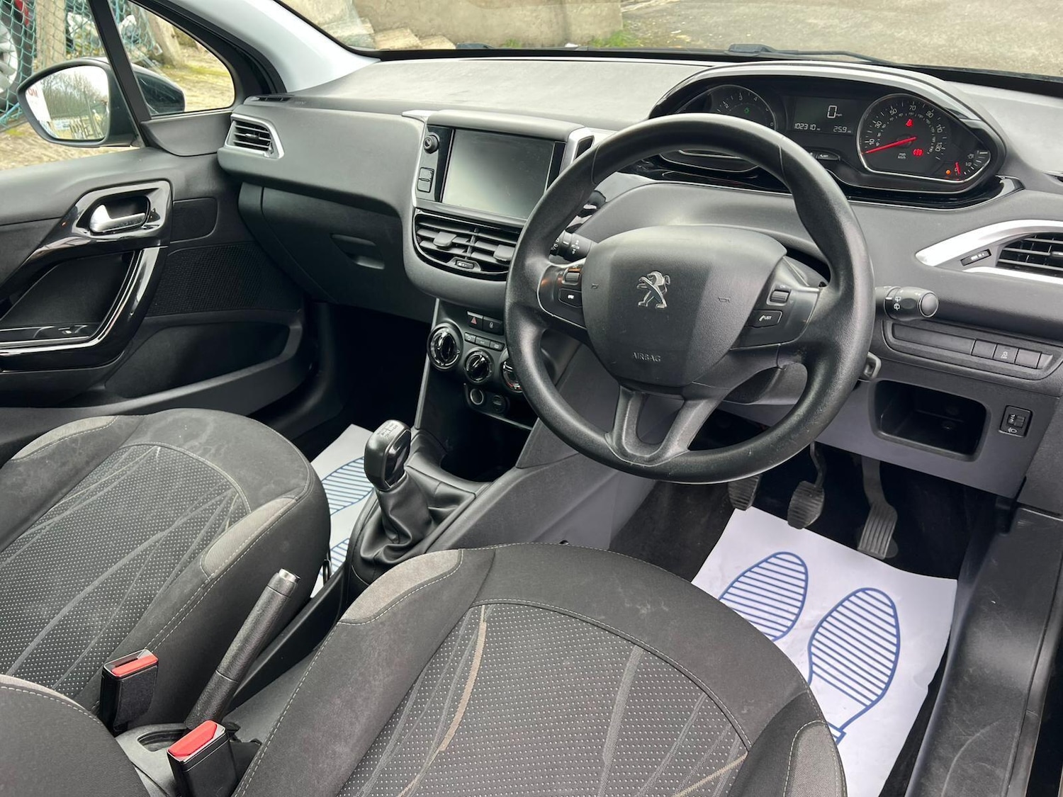 Used Peugeot 208 for sale - 77853253: Photo 11