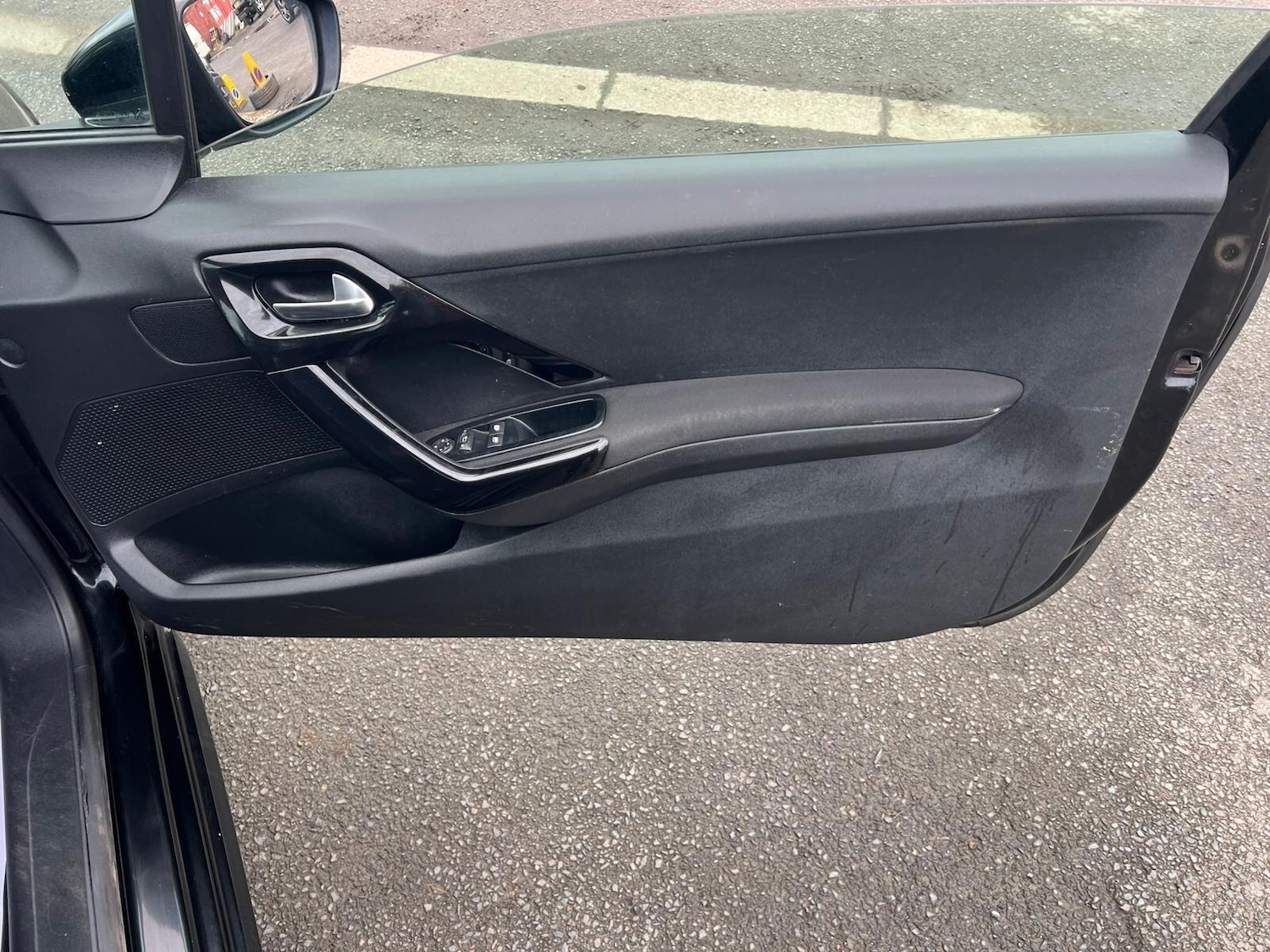 Used Peugeot 208 for sale - 77853253: Photo 16