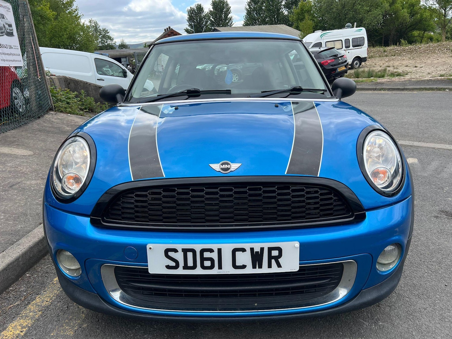 Used MINI Hatch 2011 for sale - 76825136: Photo 2