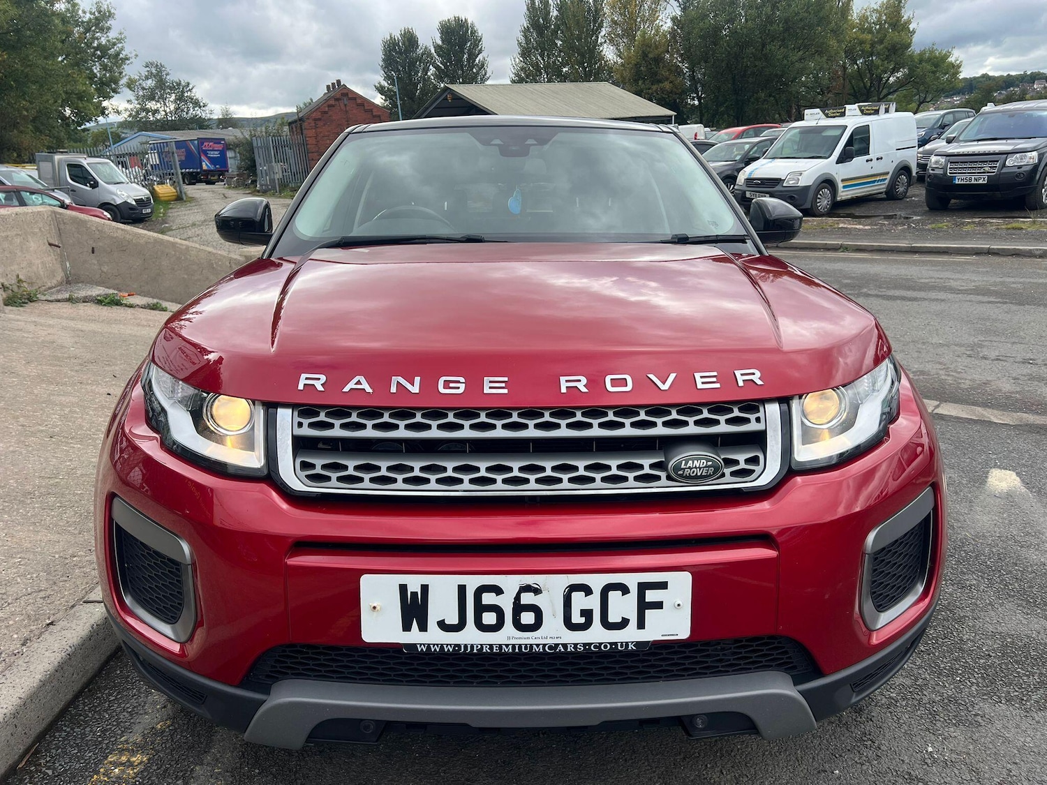 Used Land Rover Range Rover Evoque 2016 for sale - 76742439: Photo 2