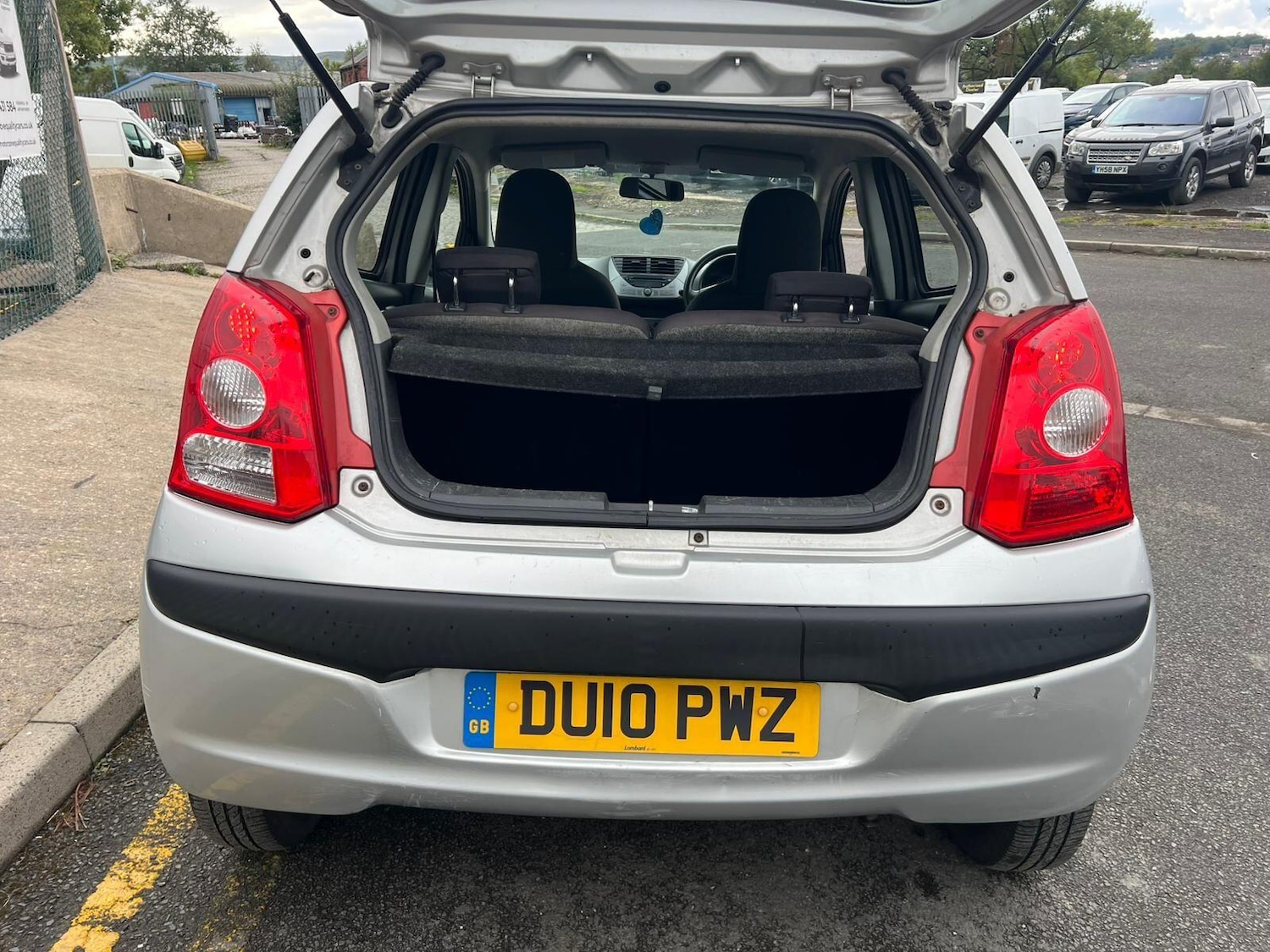 Used Nissan Pixo 2010 for sale - 76823957: Photo 19